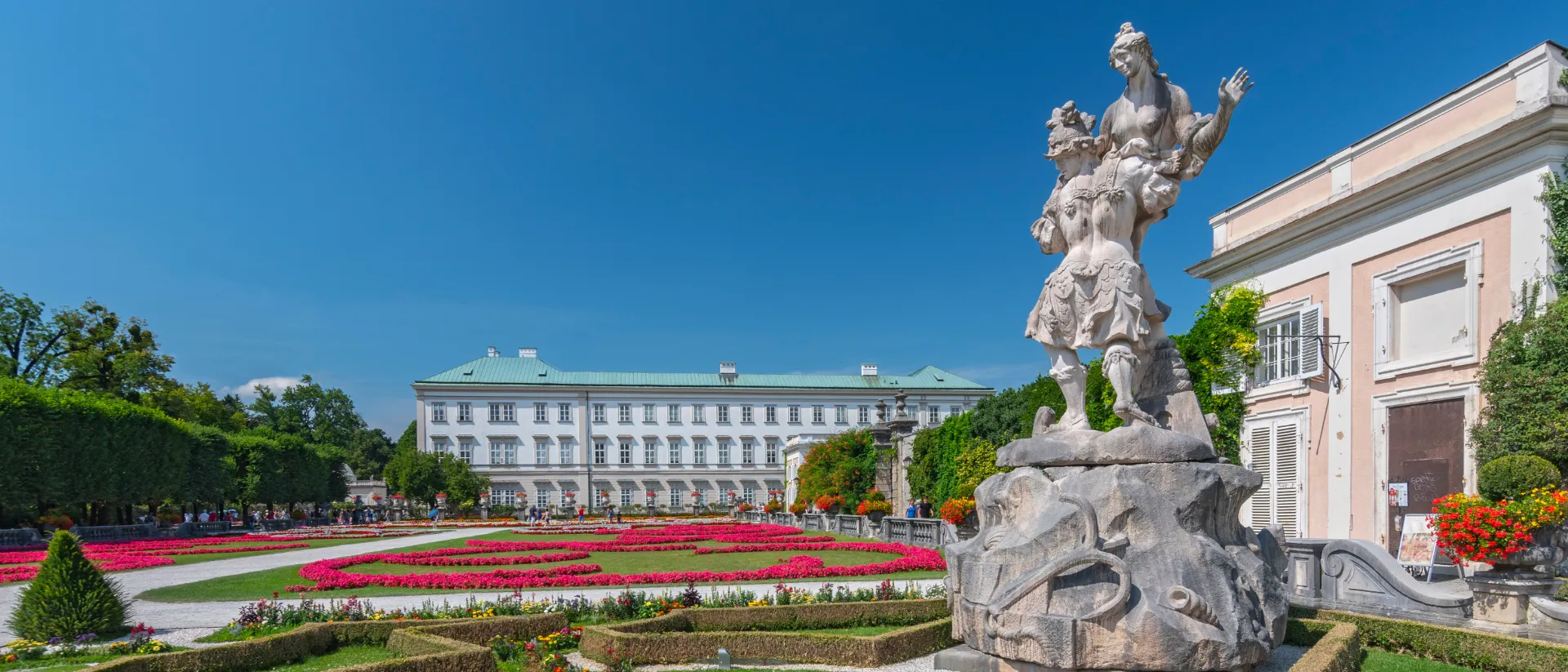 Mirabellgarten Salzburg im Sommer