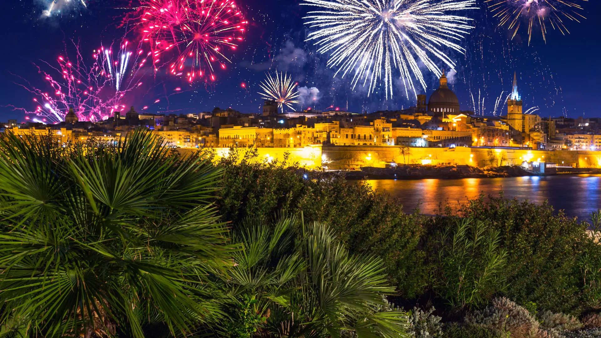 Feuerwerk über Valletta
