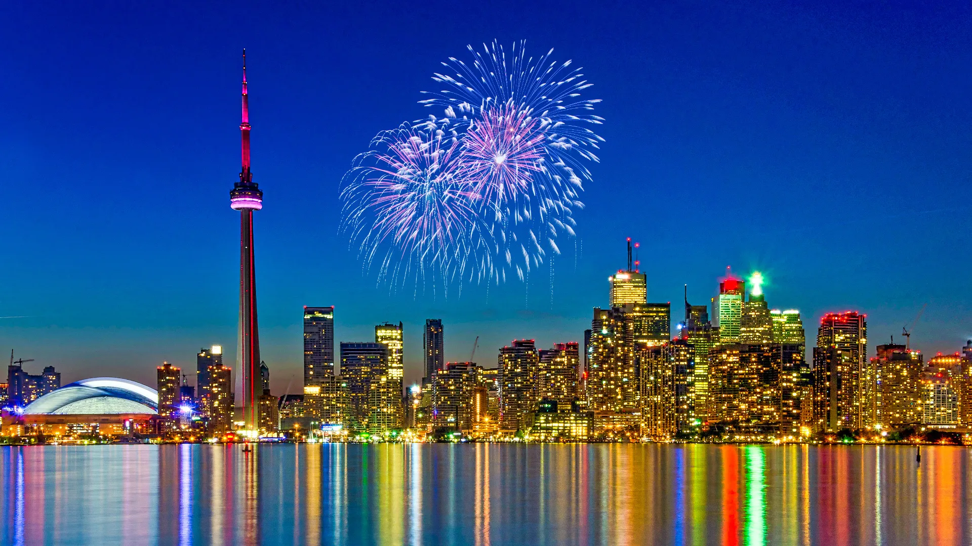 Feuerwert über Toronto