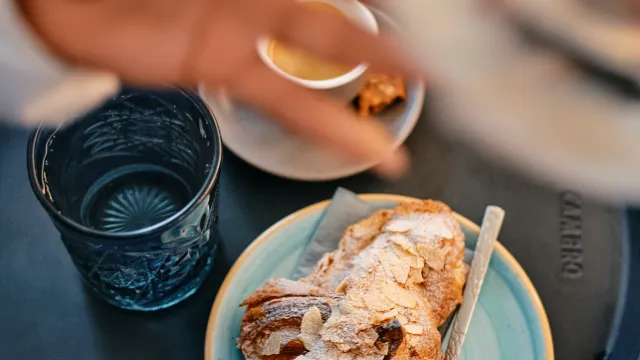 Café DECENTRAL