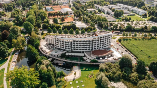 Außenansicht vom Seepark Wörthersee Resort