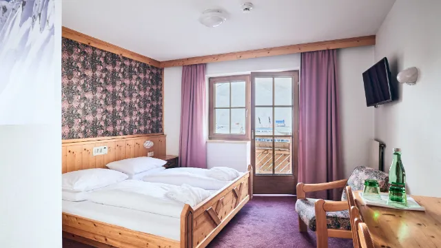 Hotel Enzian, Altenmarkt im Pongau, Zimmerbeispiel: Doppelzimmer Standard