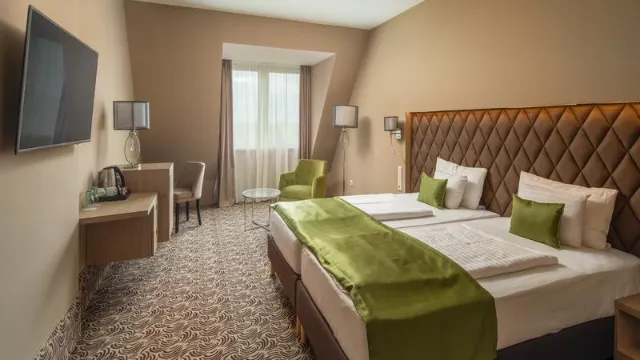 Zimmerbeispiel, Doppelzimmer Superior Balkon Parkblick